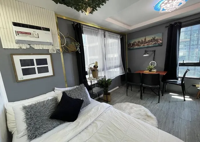 Apartment Stylish Unit In Ortigas Near Podium & *