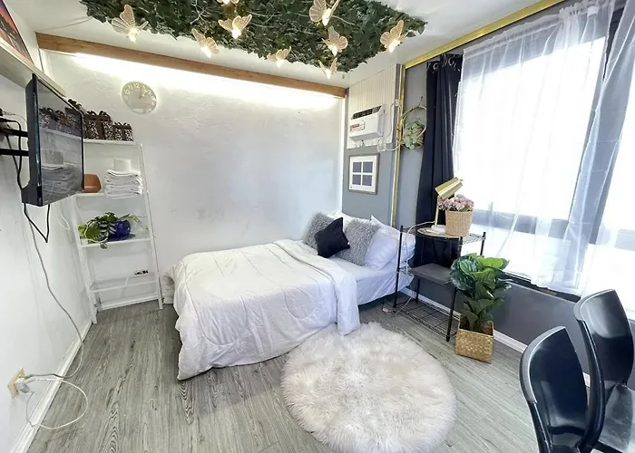 Stylish Unit In Ortigas Near Podium & Apartment *