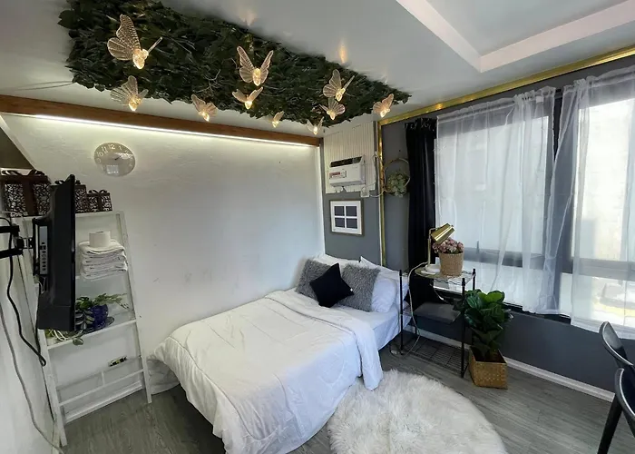 Stylish Unit In Ortigas Near Podium & Apartment